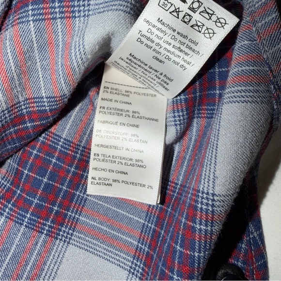 UNTUCKit Hyland Plaid Button Up Shirt Mens Small Gray Red Blue Flannel - Picture 5 of 8